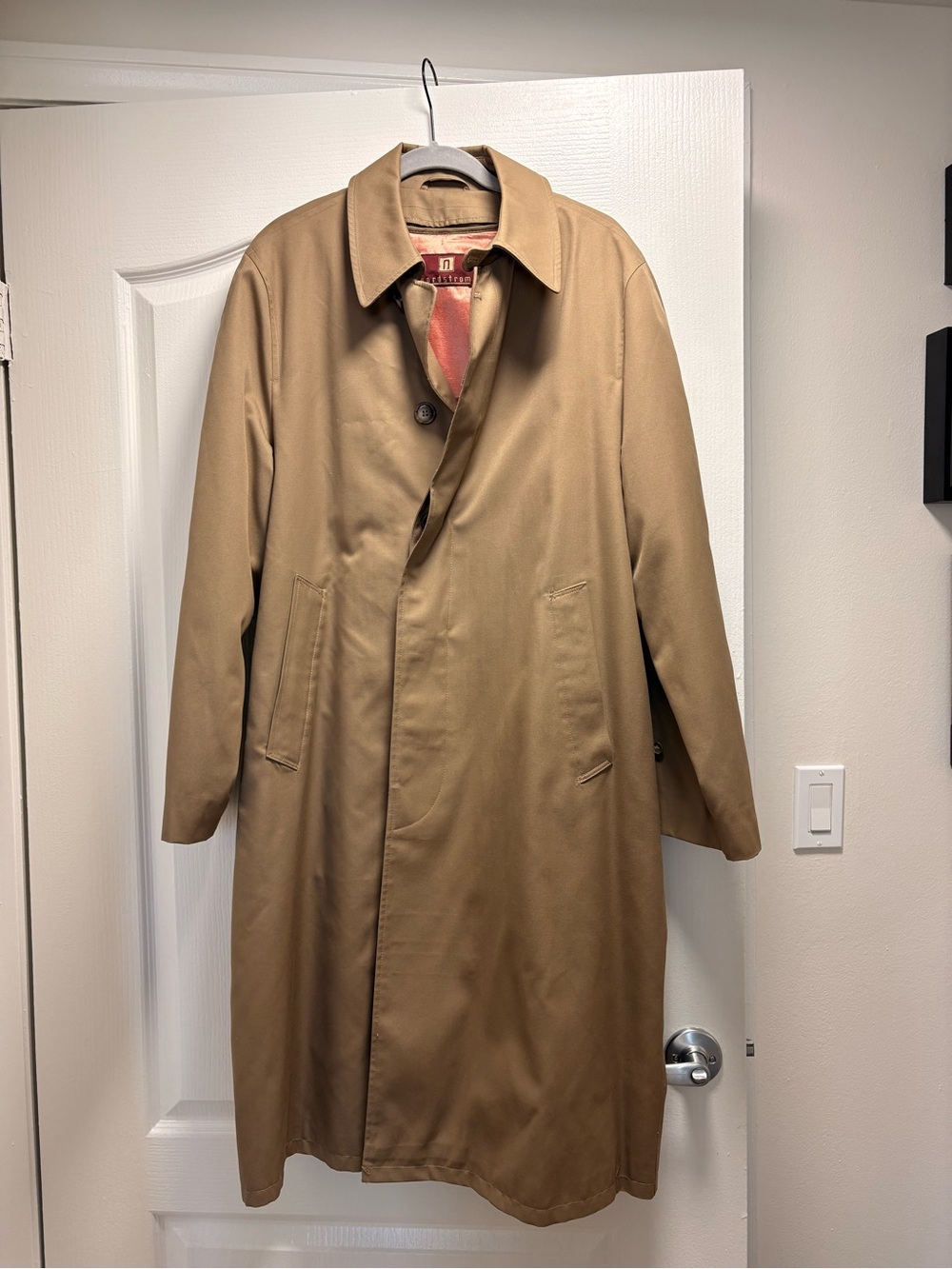 Vintage 70-80s Nordstrom Men 42R Beige Overcoat Zip out Wool Liner Old Money